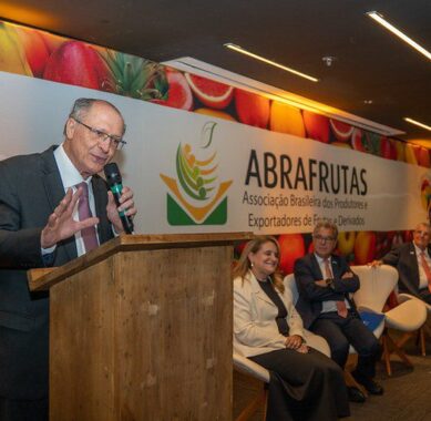 Alckmin: “Todo empenho do governo é para tirar mais produtos do tarifaço”