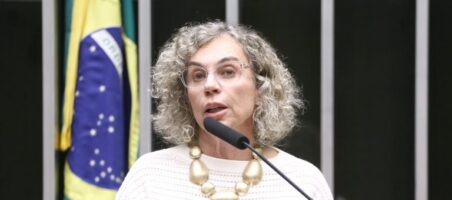 Deputada Ana Paula Lima aprova mobilização nacional contra violência e racismo dirigidos às mulheres